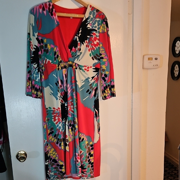Evan Picone Dresses & Skirts - Evan Picone Multicolor Floral Print V-Neck Dress - Coral, Teal, Black, White